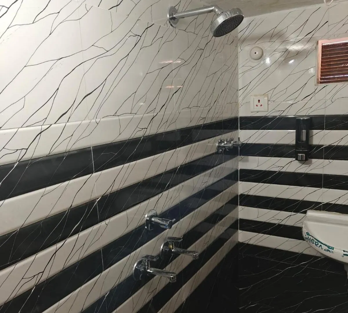 Aparajita Paying Guest House فاراناسي